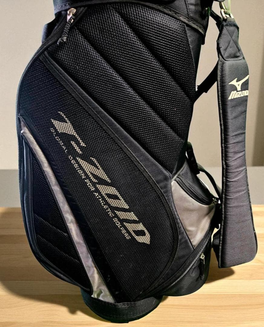 送料無料/美品　Mizuno T-ZOID 軽量タイプ/ゴルフバッグBLACK