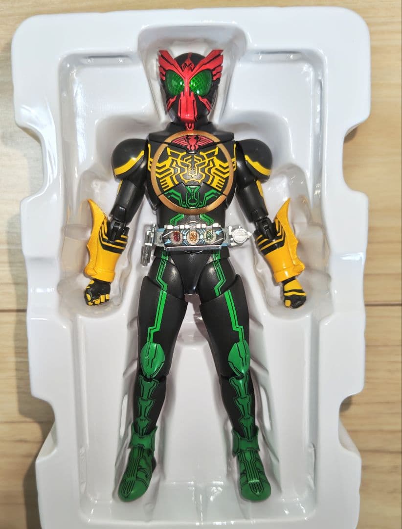 【美品】S.H.Figuarts 真骨彫　仮面ライダーオーズ　タトバ　ガタキリバ