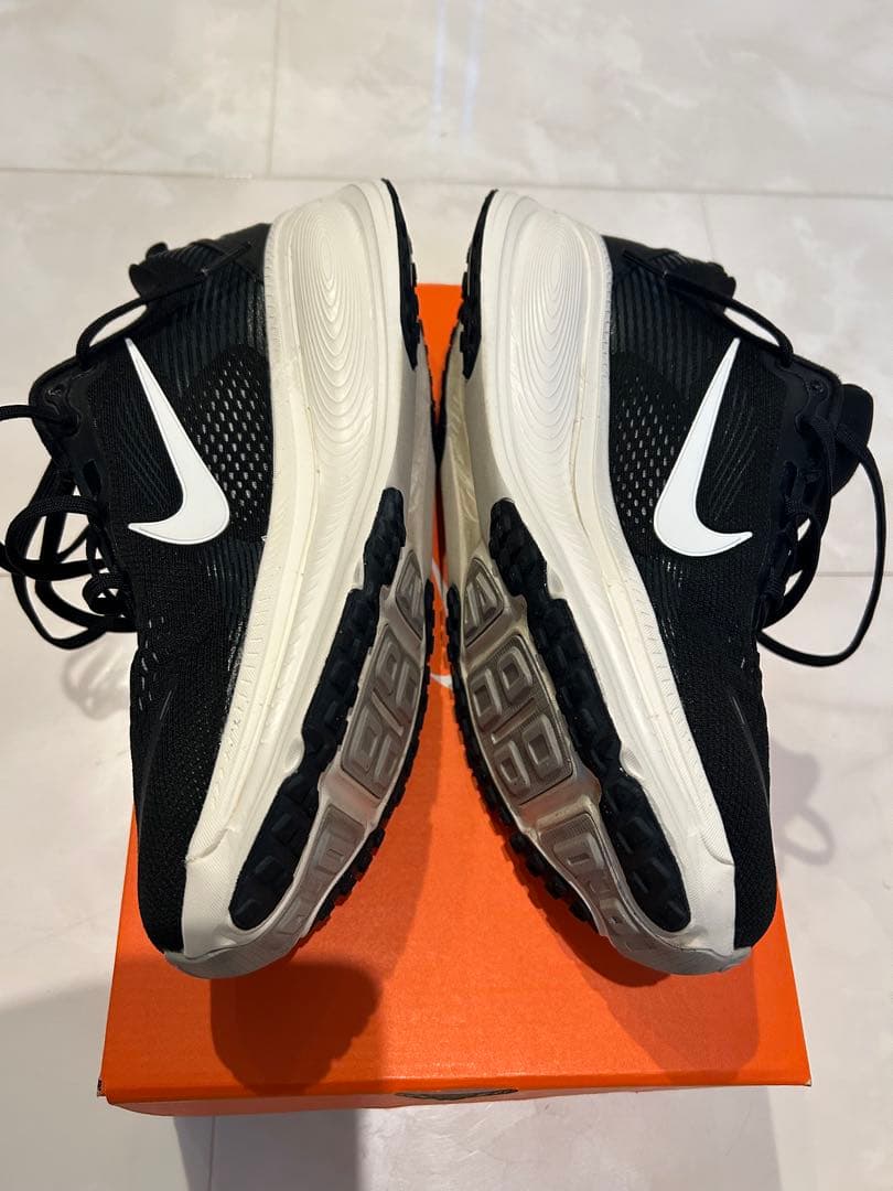 【吉田広行】Nike (ナイキ) ボメロ 18