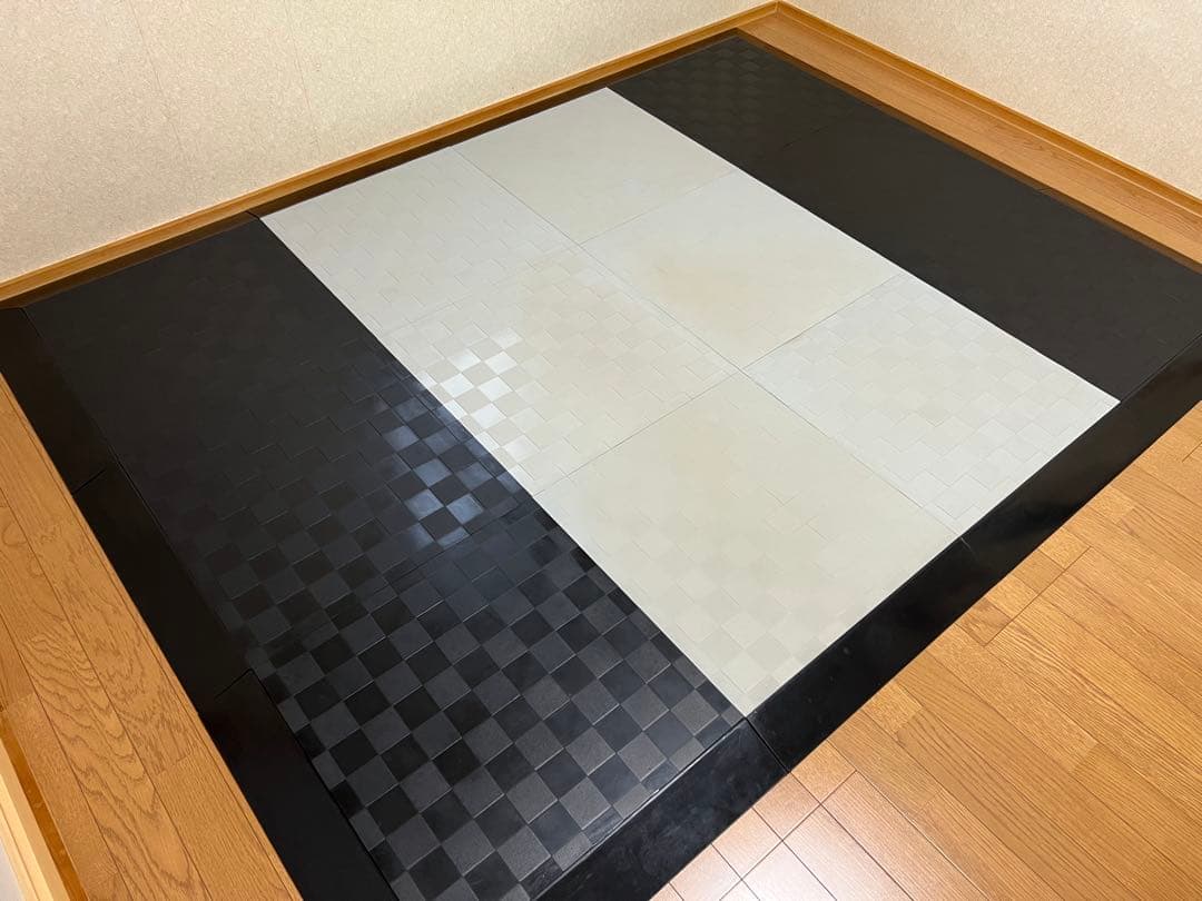 ウエサカ　ラバータイル　ラバーマット　トレーニングマット　ジムマット　ホームジム
