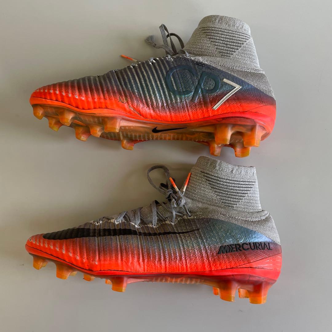 ナイキ マーキュリアル スーパーフライ Ⅴ FG CR7 クリロナモデル