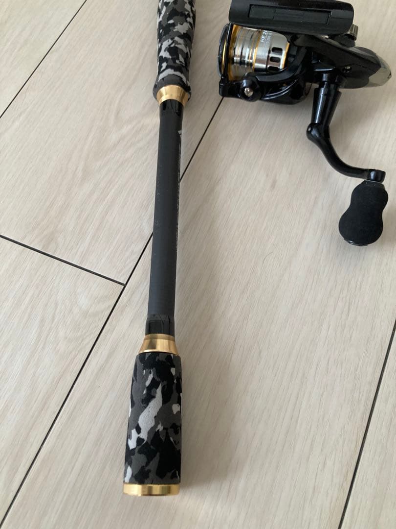 モバイルロッド2.7m 2000番リール　エギ＆ルアー　この夏釣れちゃいますよ