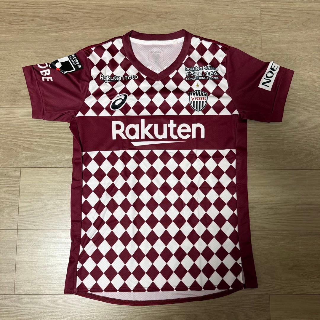 ヴィッセル神戸　山口蛍　5番　サイン入りユニフォーム　⭐︎おまけ付き⭐︎