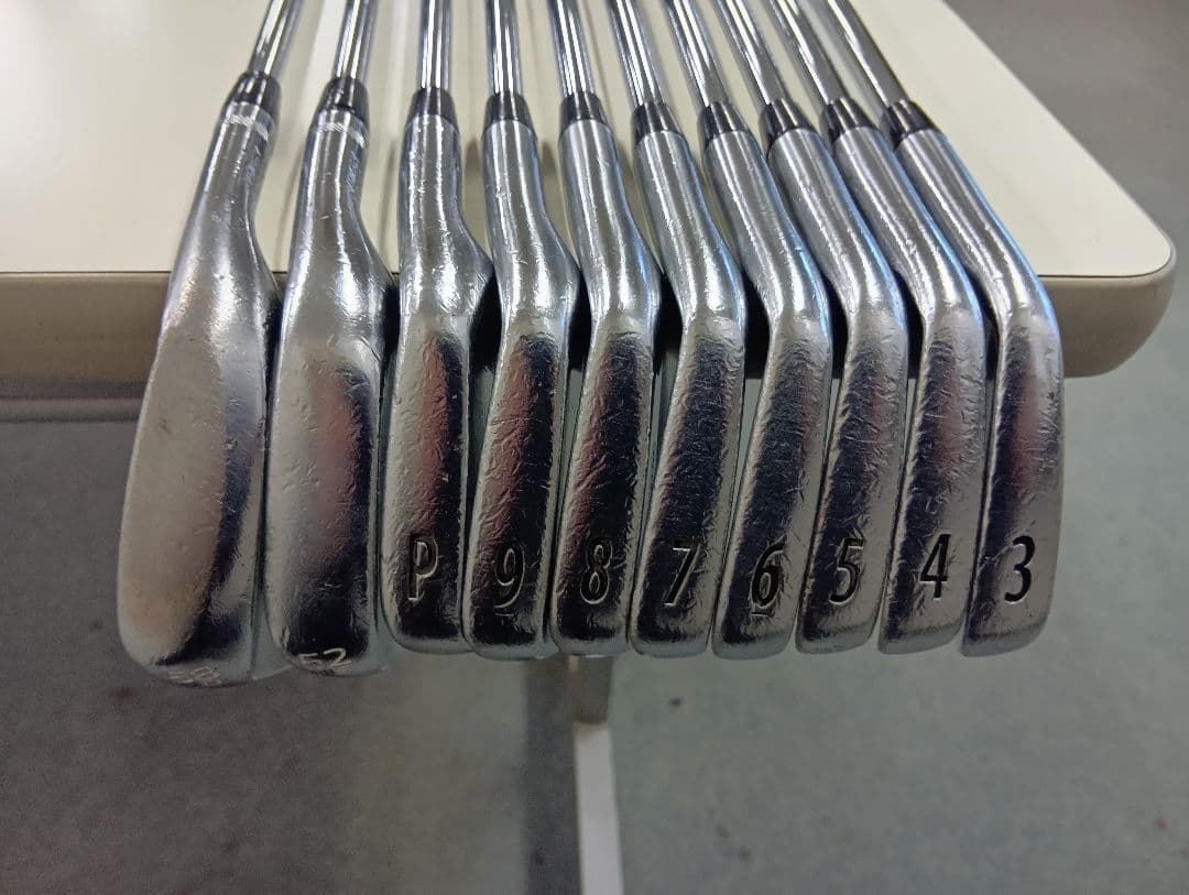 Titleist 712 アイアンセット P-3＋WEDGE２本