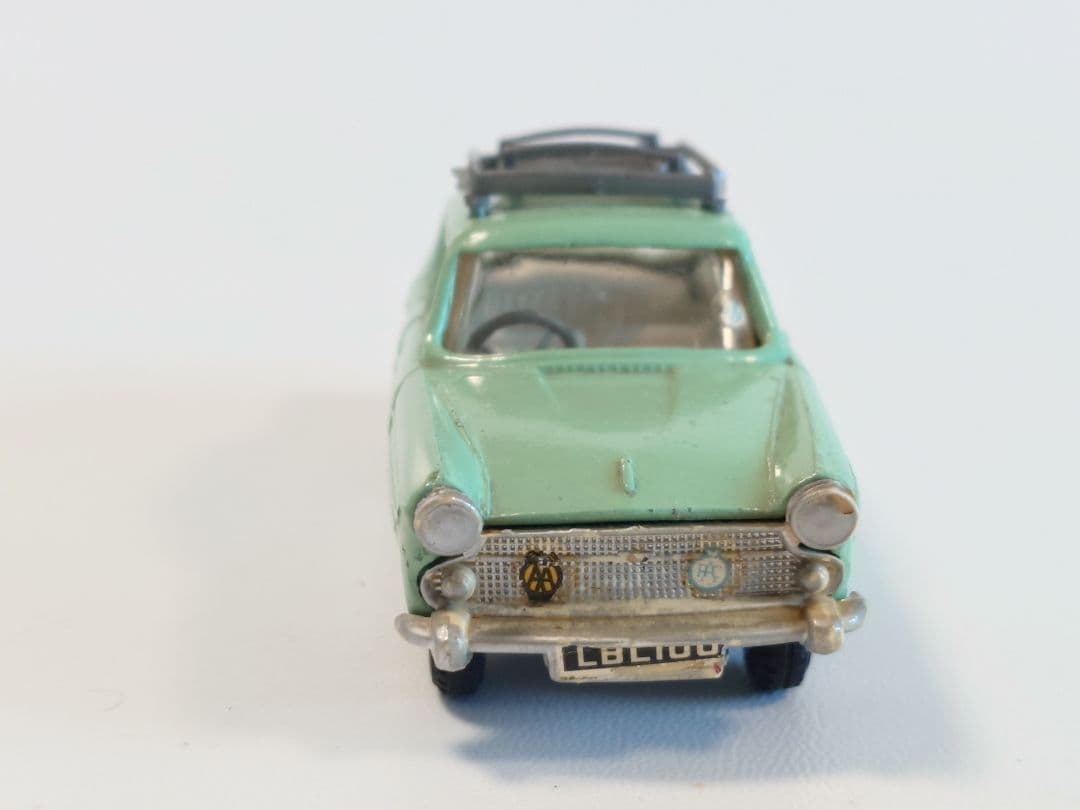 ミニカー SPOT - ON 184 AUSTIN A60 CAMBRIDGE