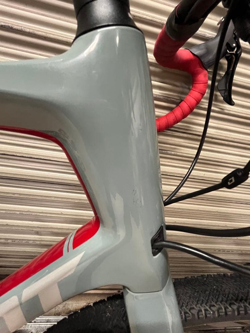 自転車本体 GIANT REVOLT ADVANCED 2