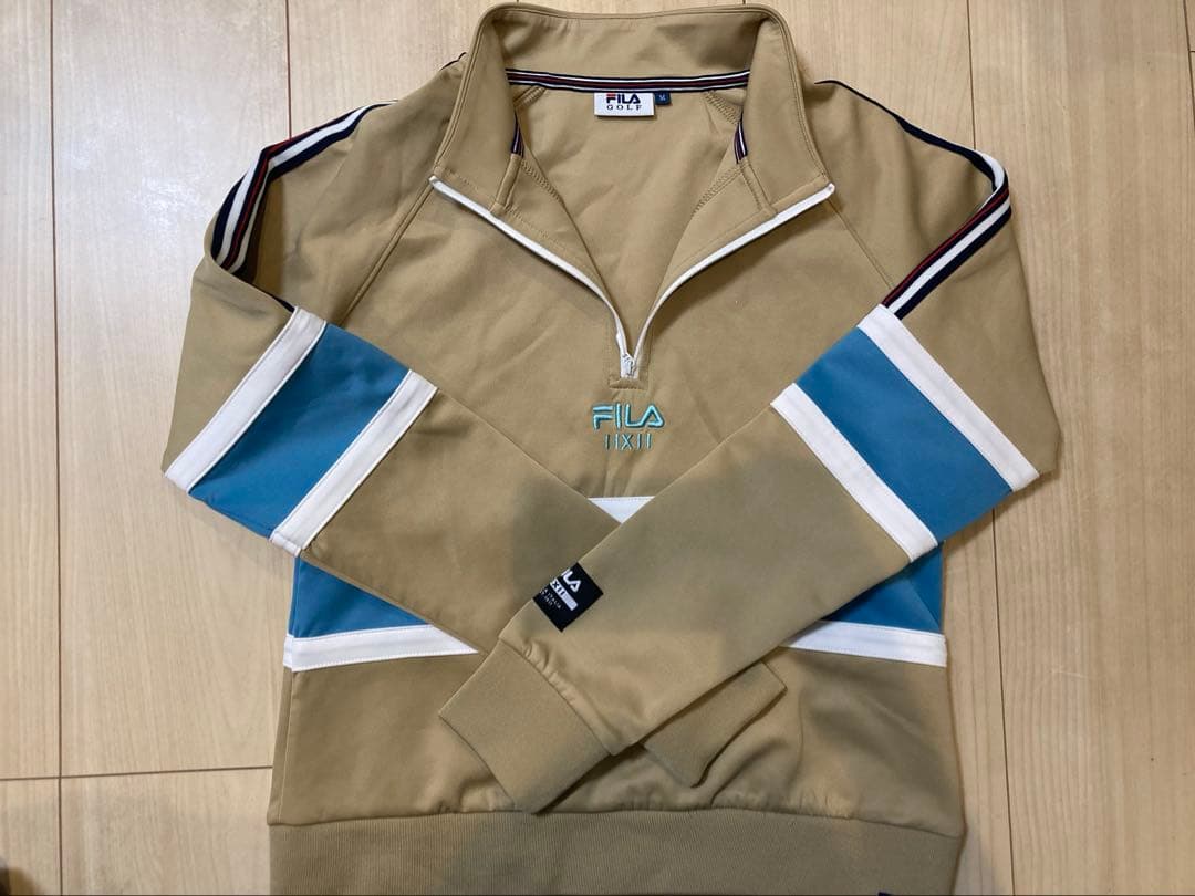 FILA ジップアップウェア ベージュ　レディース