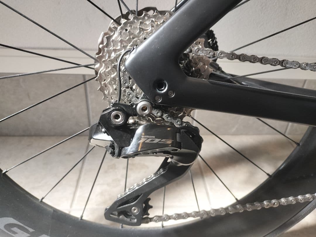 TREK Madone SL6 Gen7 Aeolus RSL75ホイール