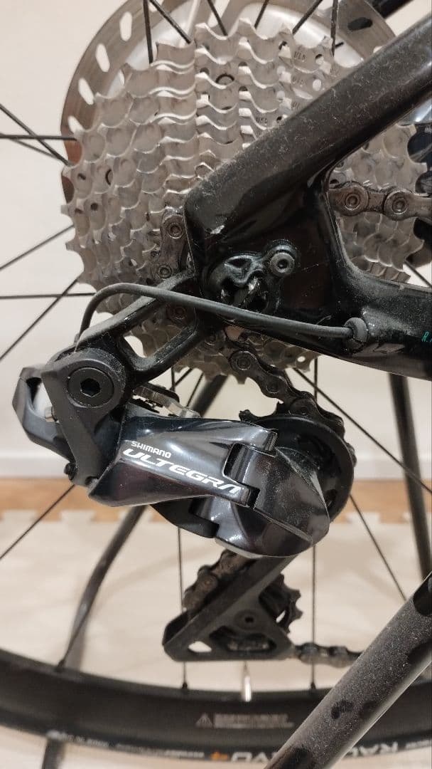 自転車本体 FOCUS IZALCO MAX DISC 9 2019 ULTEGRA Di2