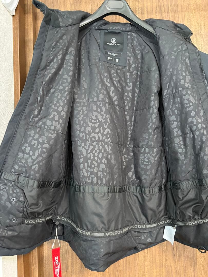 VOLCOM スノーウェア