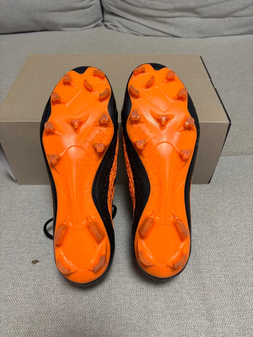 Nike ハイパーヴェノムファントム