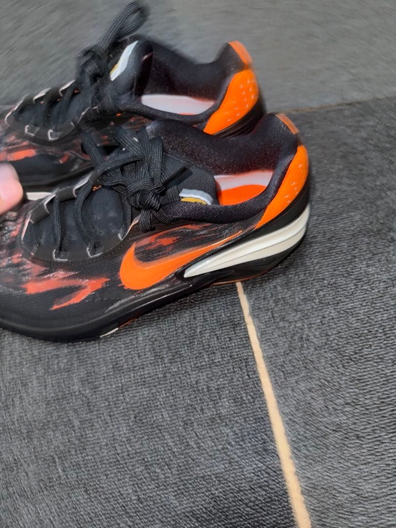 シューズ(男性用) Nike Zoom GT Cut 2