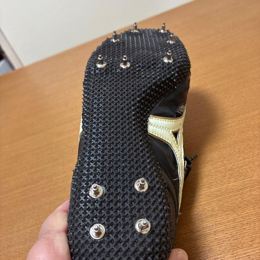 右踏切り高跳びMizuno スパイクシューズ　24.5
