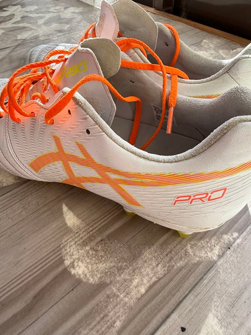 asicsサッカースパイクDS LIGHT X-FLY PRO 2