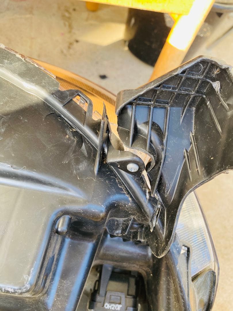 ホンダ　NBOX JF5 右ヘッドライト