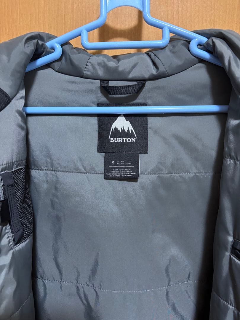 Burton キッズ　スノーボードウェア上下セット