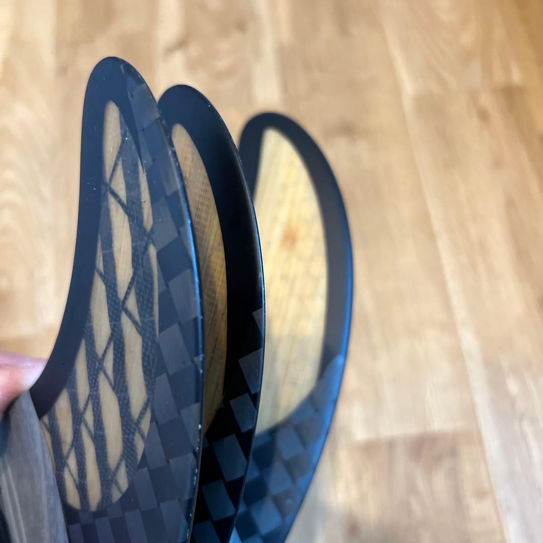 FUTURES フィンROB MACHADO 2.0 CARBON/BAMBOO
