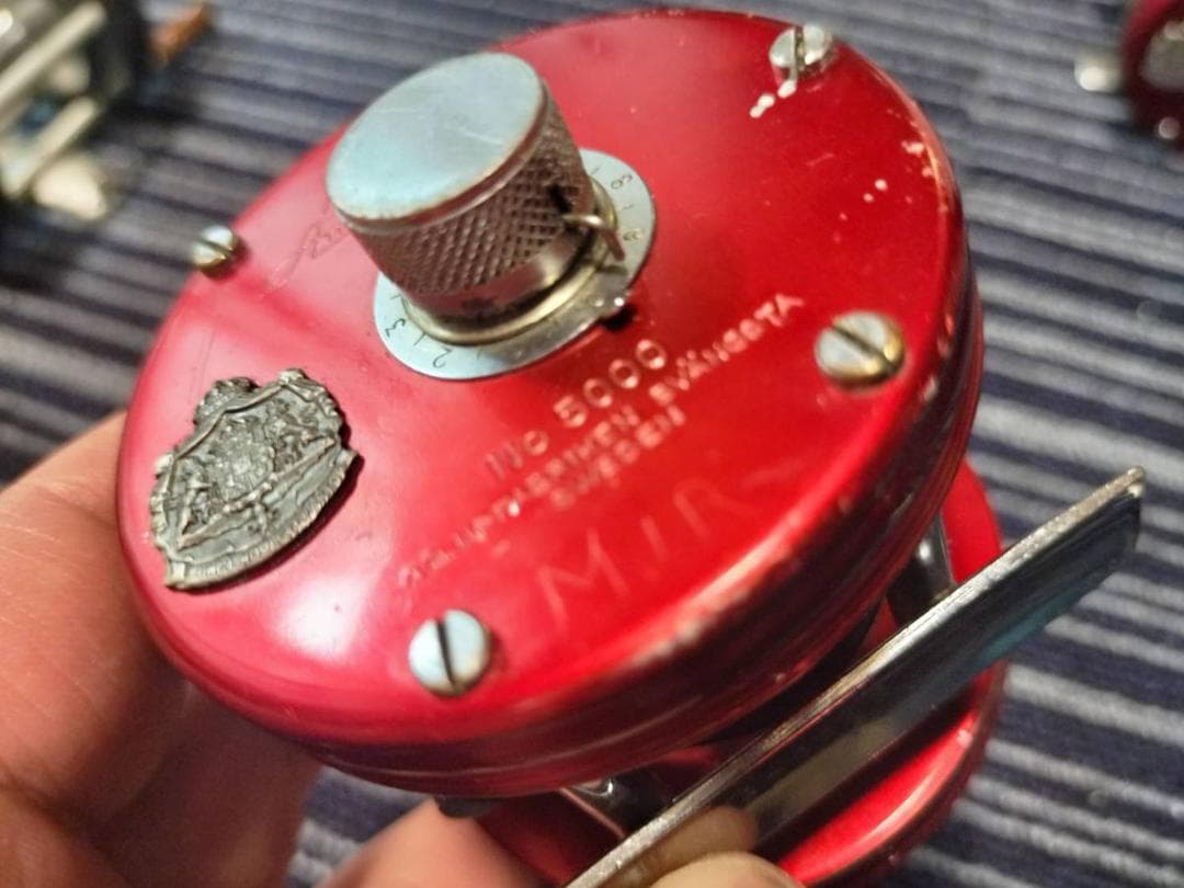 アブガルシア　アンバサダー5000　ビンテージ　リール abu 　レッド