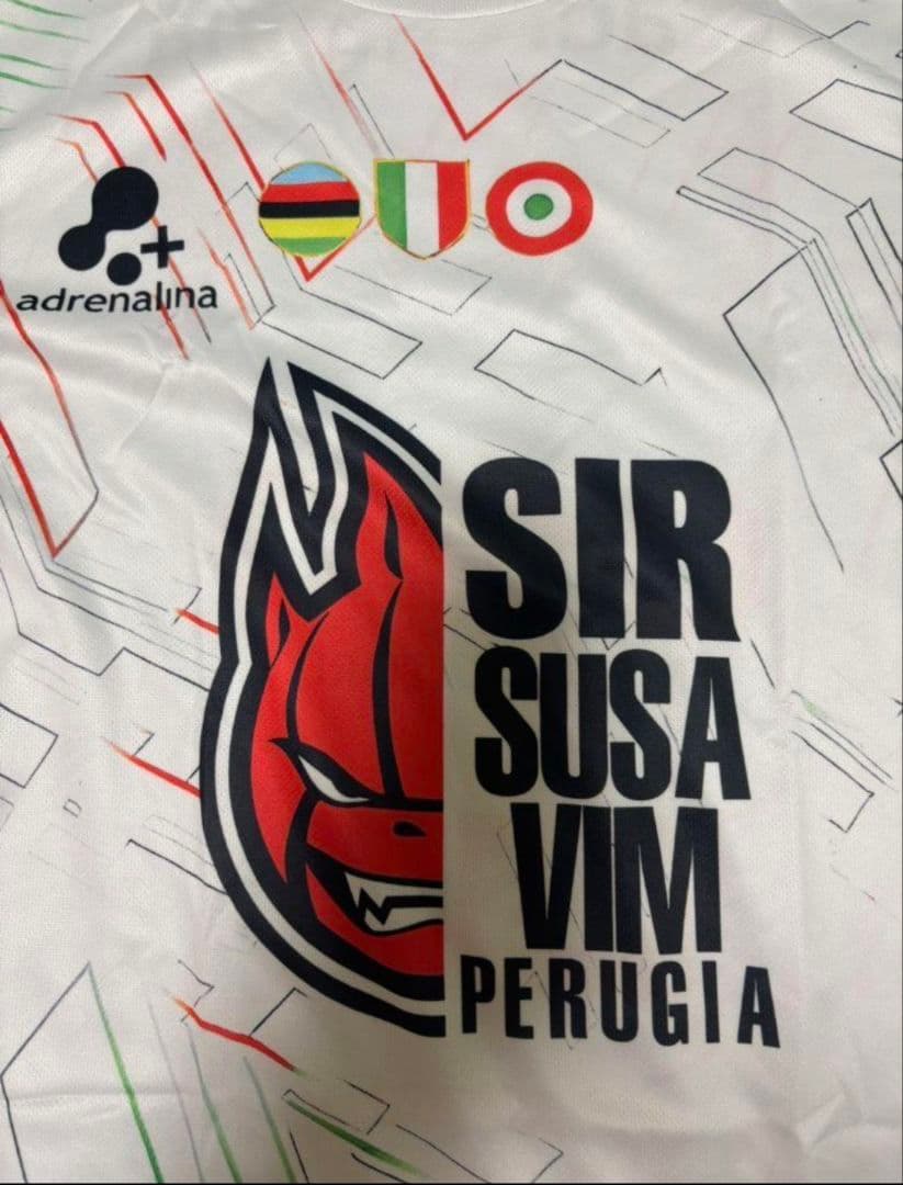 ひ　石川祐希　ペルージャ Tシャツ　パンツ 新品　2点
