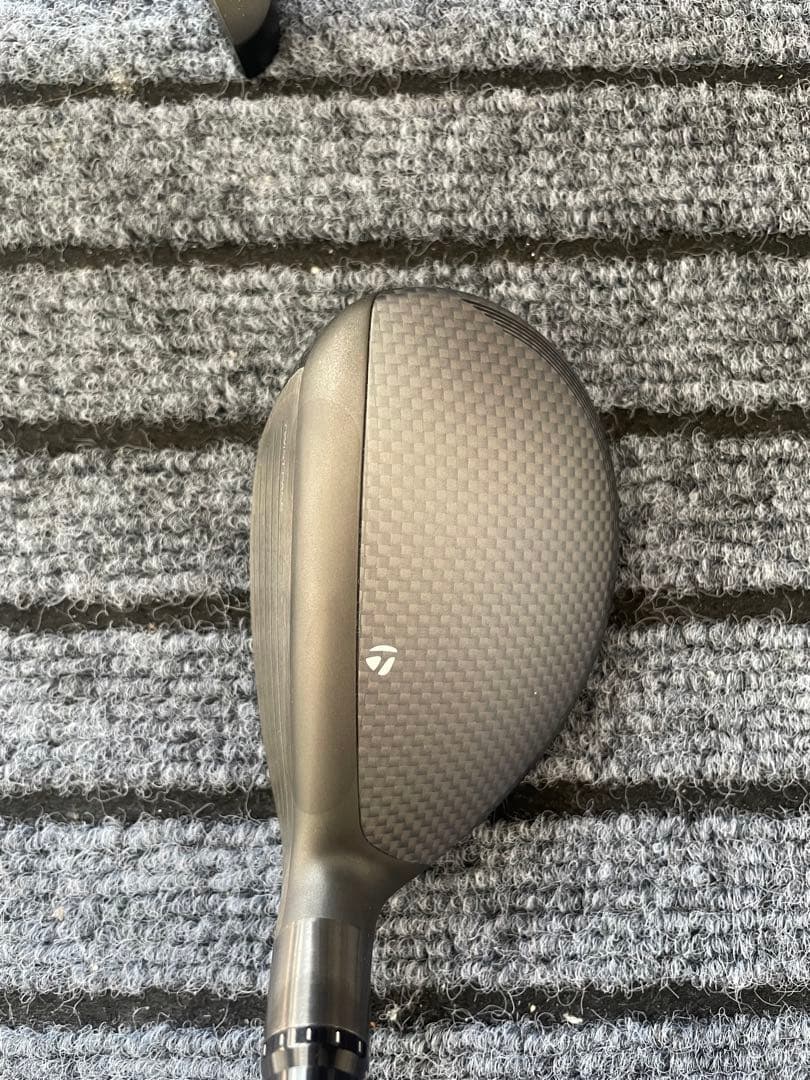TaylorMade Qi35ユーティリティ4U22度ディアマナシルバー70S