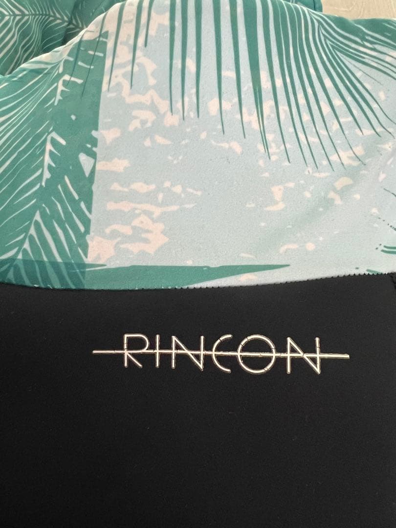 これからの季節に＊RINCON★MLサイズ ウェットスーツ