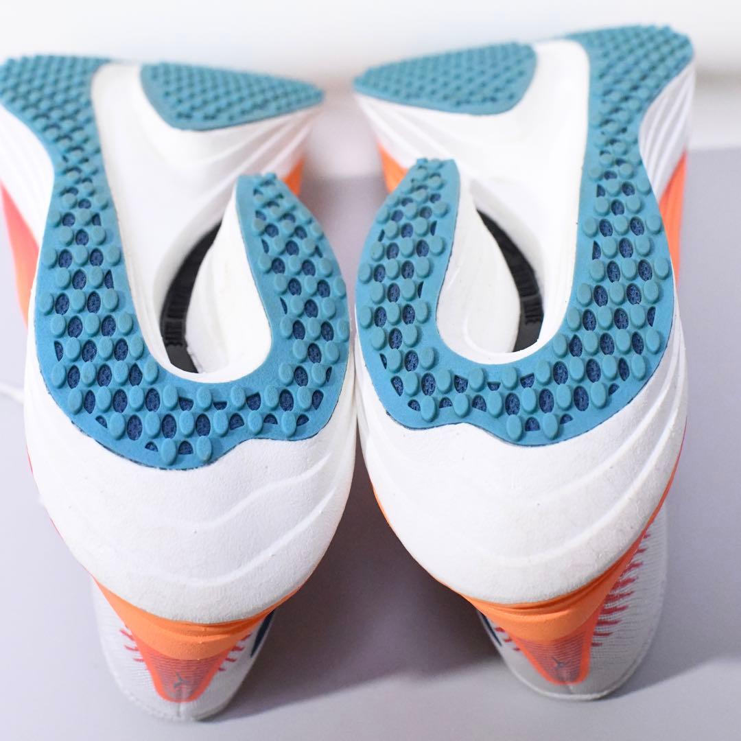 美品 MIZUNO ウエーブリベリオンプロ 25.5cm