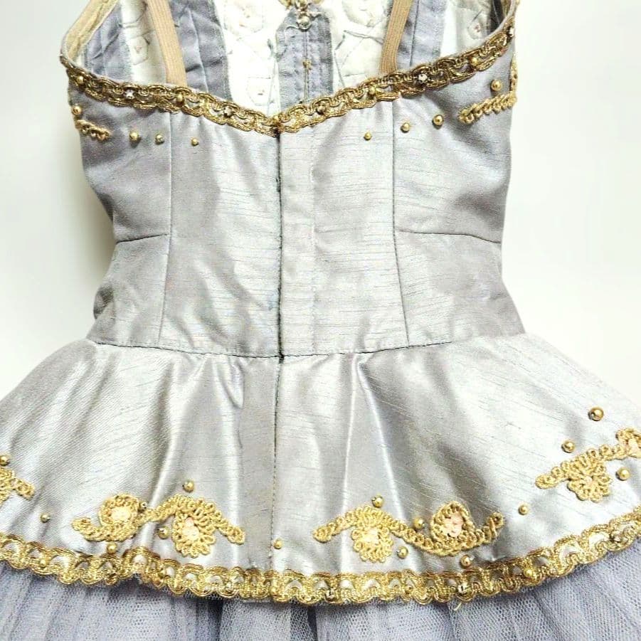 バレエ　グレー　チュチュ4着120cm台 　袖、ネックレス付 No1