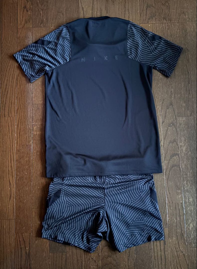 NIKE シャツ パンツ 上下セット LUZ e SOMBRA