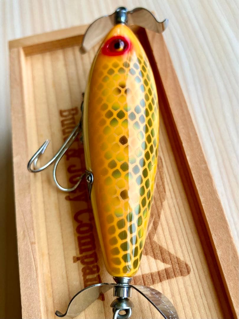 Budd & Joey バウバブ　32 Jカラー　スケールフロッグ