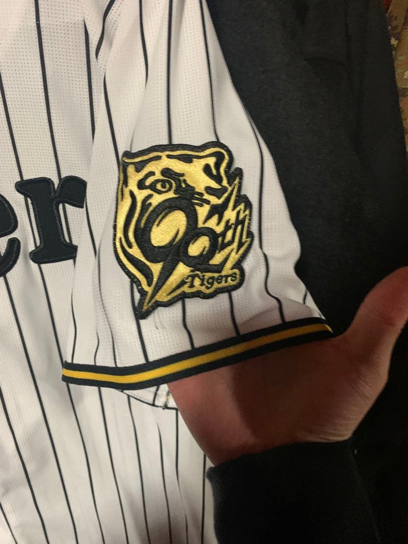 Tigers ユニフォーム 佐藤輝明 8 2025モデル 阪神タイガース