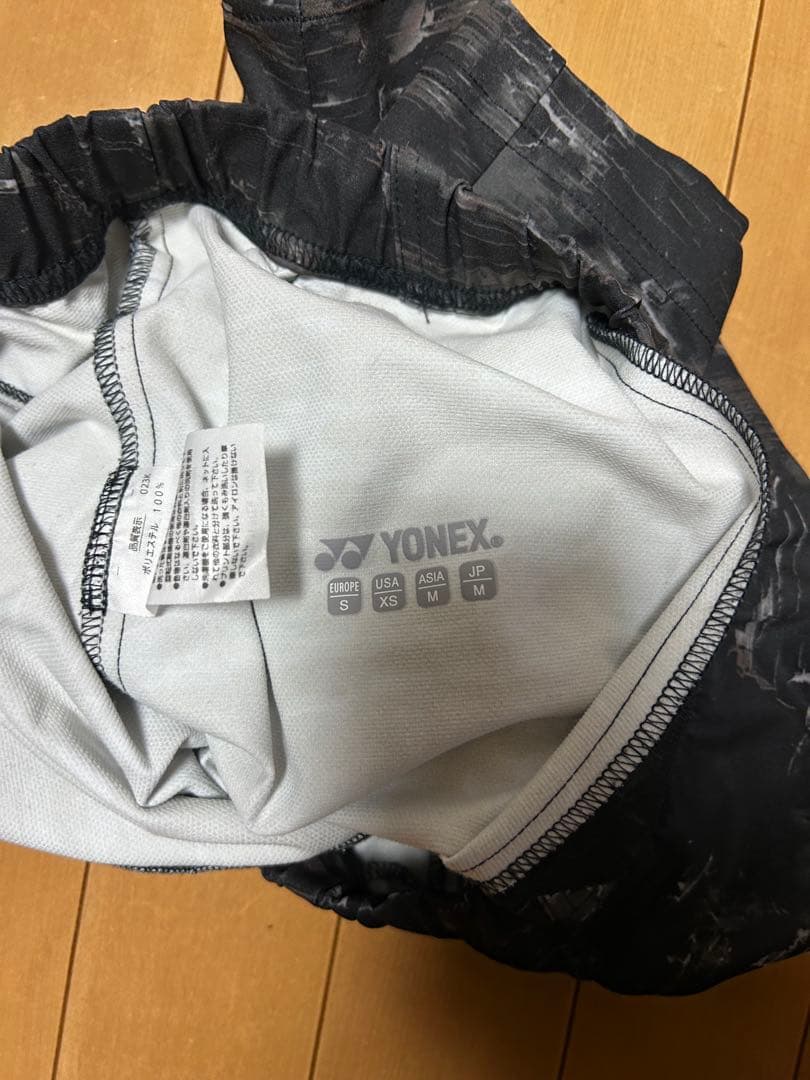 YONEX 迷彩柄パンツ Mサイズ　ハーフパンツ