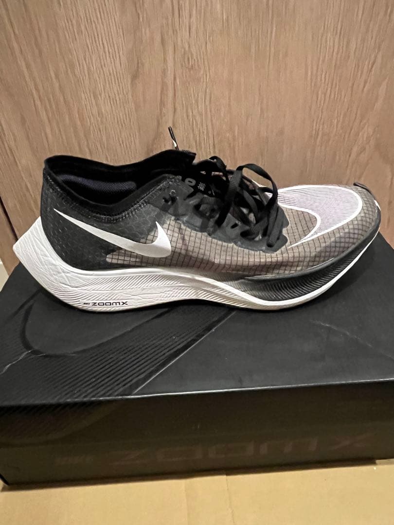 NIKE ヴェイパーフライネクスト% 25.5cm