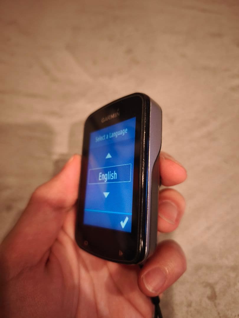 GARMIN Edge 820J サイクルコンピューター 本体　予備フィルム付き