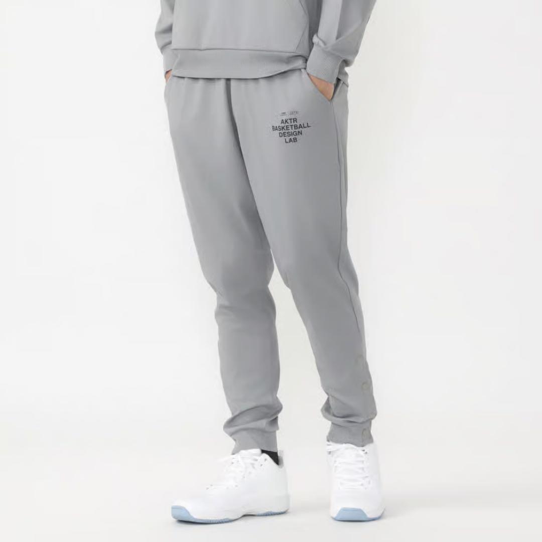新品　TIGORA×AKTR トレーニングウェア　上下セット　グレー　L